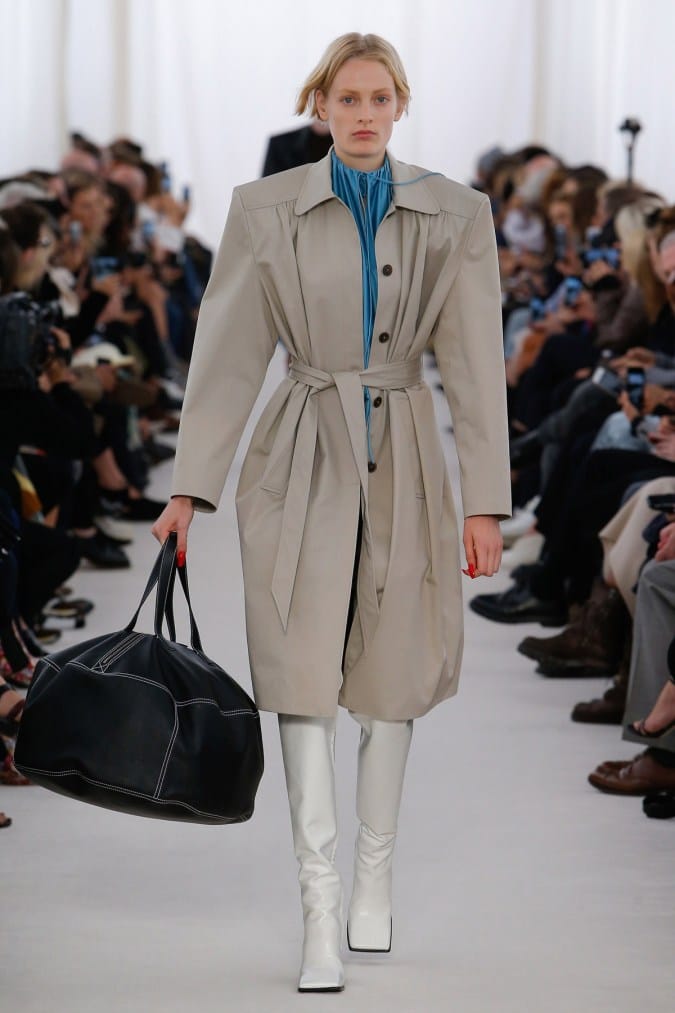 Demna Gvasaliaによる Balenciaga 2017 Spring/Summer