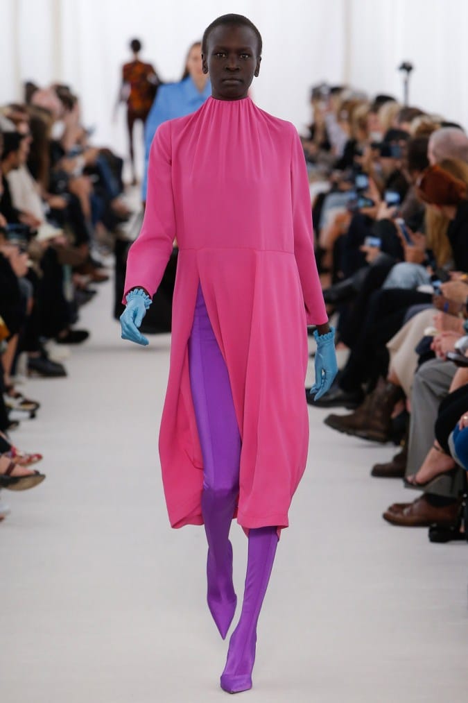 Demna Gvasaliaによる Balenciaga 2017 Spring/Summerコレクション