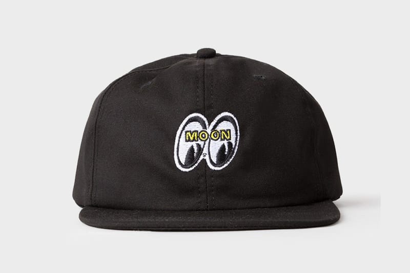 STÜSSY と老舗カーショップ MOONEYES のタッグよりコラボ STÜSSY と老舗カーショップ MOONEYES のタッグよりコラボ