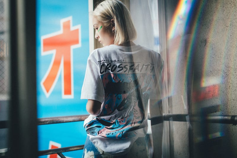 新 千歳 空港 から 釜山 Crossfaith 10th ツアーTシャツ 交錯