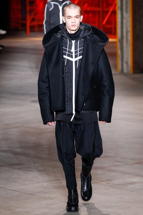 東洋のマーシャルアーツを組み込んだ Diesel Black Gold 2017年秋冬