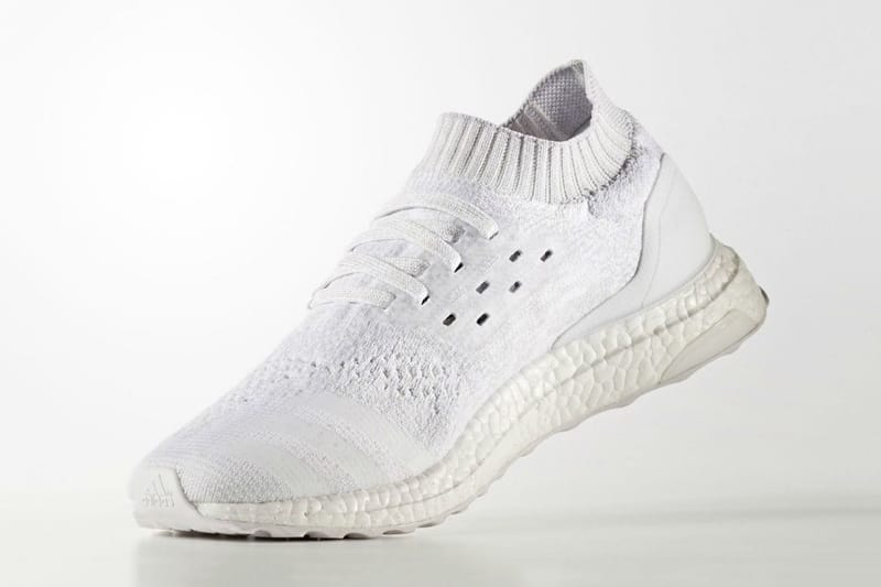 Adidas ultra boost 2025 uncaged triple white (2017)