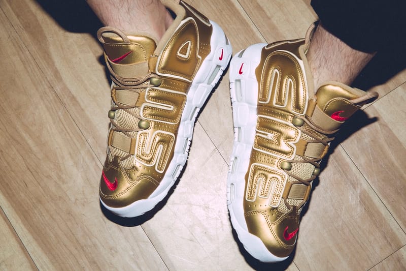 靴紐からインソールまで Supreme x Nike Air More Uptempo の詳細画像 ...