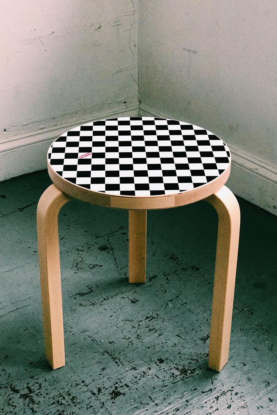 定価supreme Artek stool 60 checkerboard