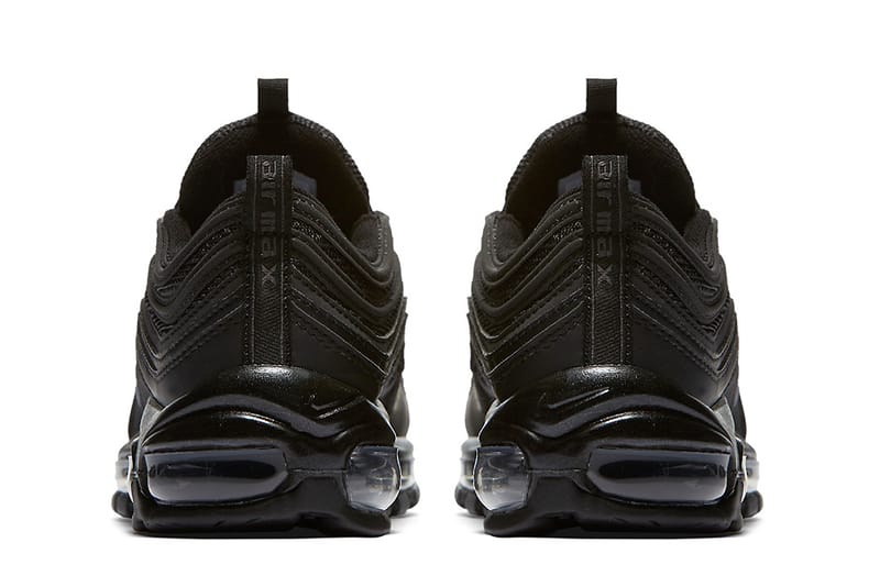 Nike Air Max 97 “Triple Black” が待望のリリースを迎える | Hypebeast.JP