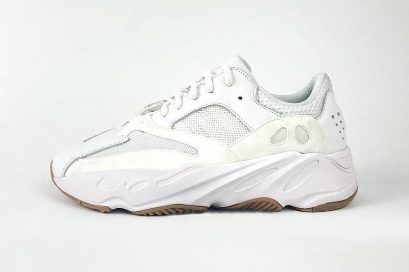 Adidas yeezy boost wave runner 700 white on sale gum