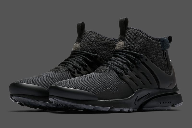 ナイキよりブラックカラーで包み込んだAir Presto Mid Utility新モデル