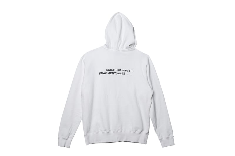 パリのコレットにて展開中のsacai x fragment designの限定