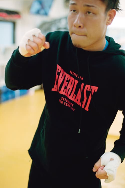 サタデーズNYCxエバーラスト x HAYATO GYM が日本限定のトリプル