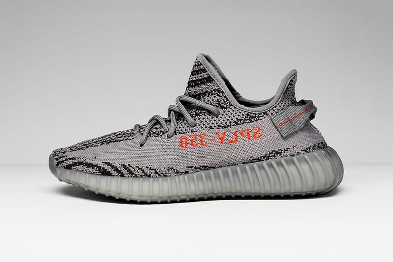 噂の新作 YEEZY BOOST 350 V2 