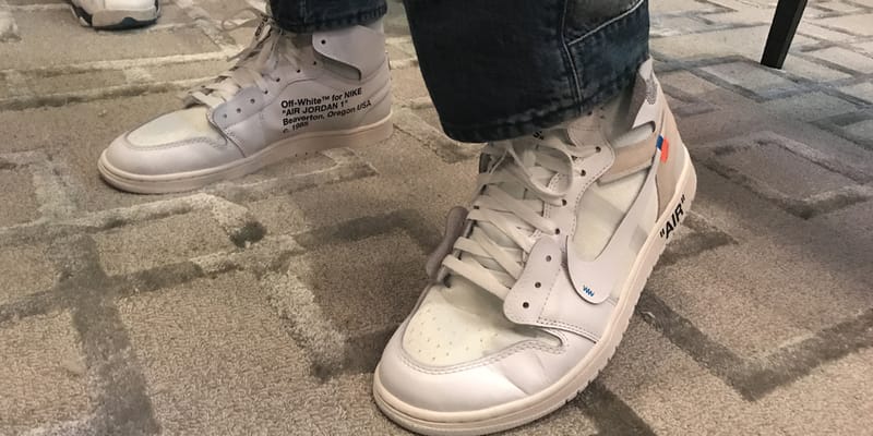 最安値　ヴァージル・アブロー× Nike  「Something's Off」 SOMETHING'S OFF Abloh, Virgil, NIKE -の商品詳細 | 蔦屋書店