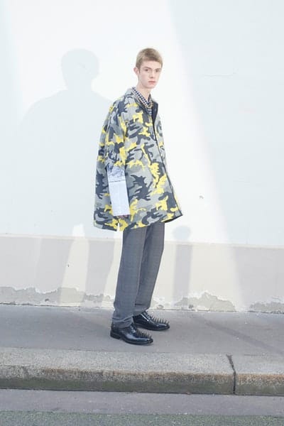 BALENCIAGA DEMNA GVASALIA デムナヴァザリア ブック Balenciaga Winter 18 / Author: Demna Gvasalia Photo: Pierre