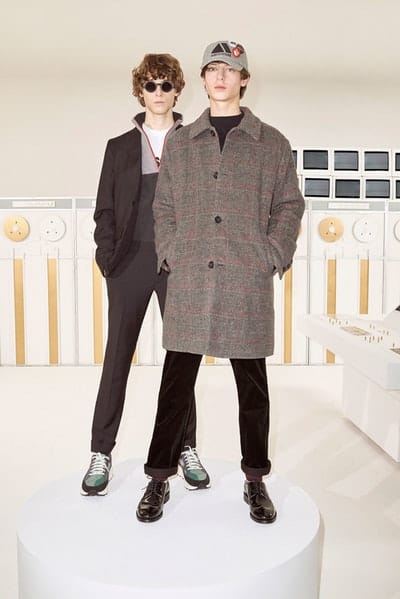 メゾンキツネの2018年秋冬コレクションルックブックが公開 | Hypebeast.JP