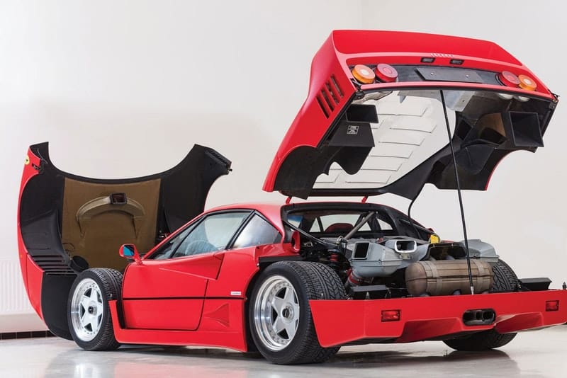 エンツォが遺した究極のマシン Ferrari F40 がオークションに登場