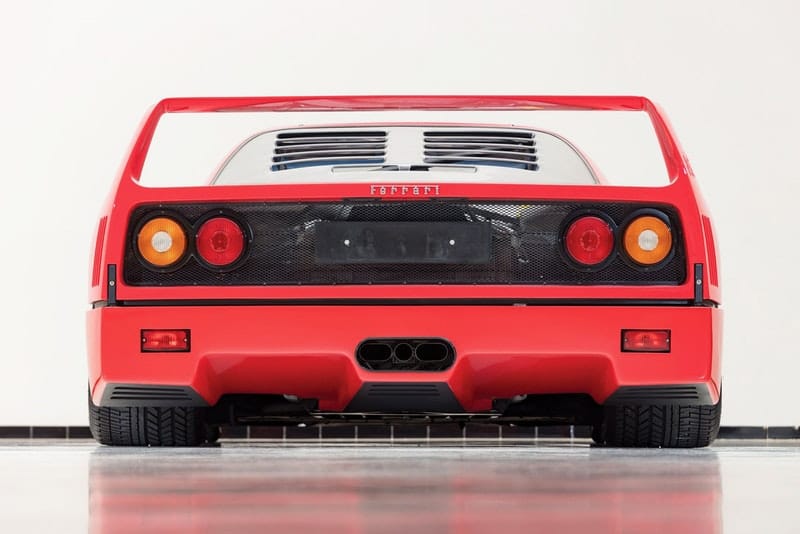 エンツォが遺した究極のマシン Ferrari F40 がオークションに登場