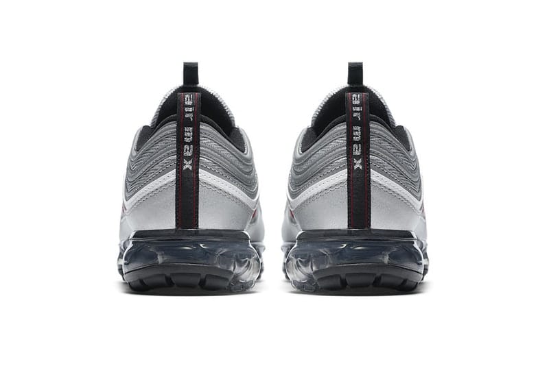 Nike air vapormax hot sale 97 silver bullet