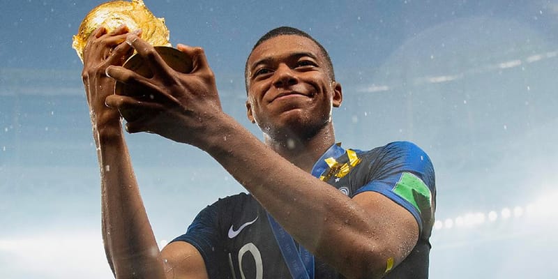 フランス代表 MBAPPE 10番 2018 FIFAワールドカップ決勝仕様 フランス代表 MBAPPE 10番 2018 FIFAワールドカップ決勝仕様
