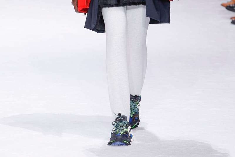 Balenciagaより注目の新作スニーカーTrackが遂に日本上陸 Balenciagaより注目の新作スニーカーTrackが遂に日本上陸
