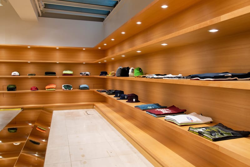 改装を終えて生まれ変わった新生STÜSSY HARAJUKU CHAPTERの様子