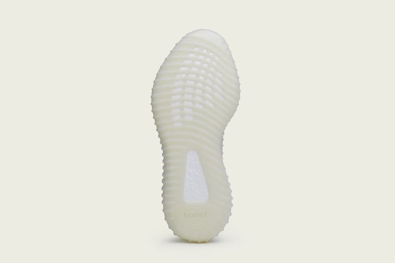 Adidas yeezy triple white sale japan