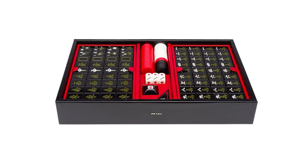 Prada が50万円超えの超高級麻雀牌セットをリリース | HYPEBEAST.JP