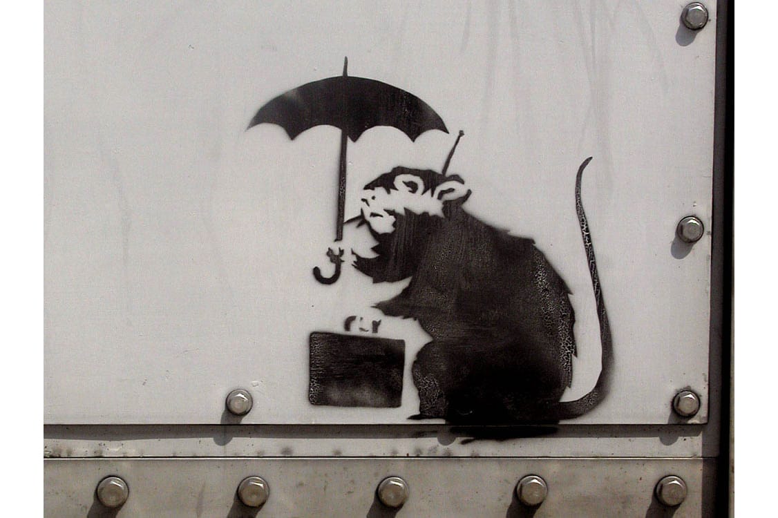 東京・日の出駅付近で Banksy の作品が発見される？ | Hypebeast.JP