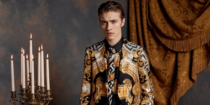 KITH x Versace よりウィメンズに続きメンズのキャンペーン