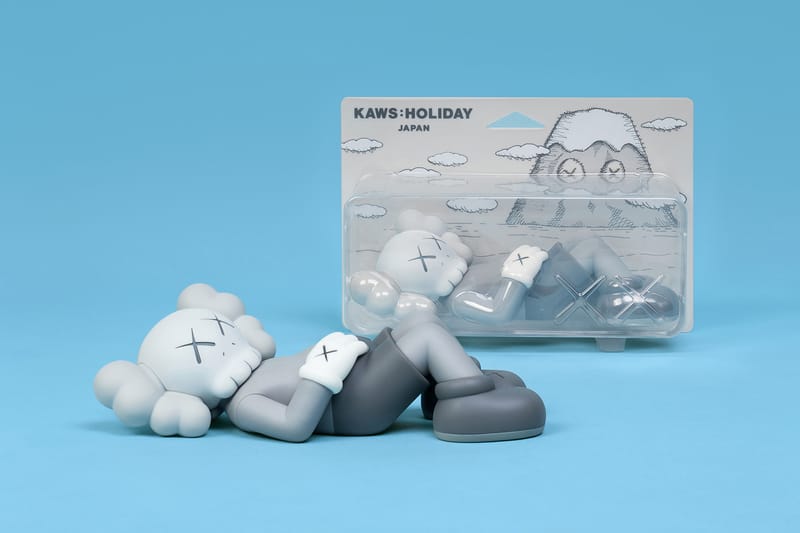 KAWS:HOLIDAY JAPAN”が富士山の麓で開催決定 | Hypebeast.JP