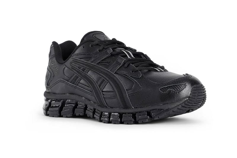 Asics tiger hotsell all black