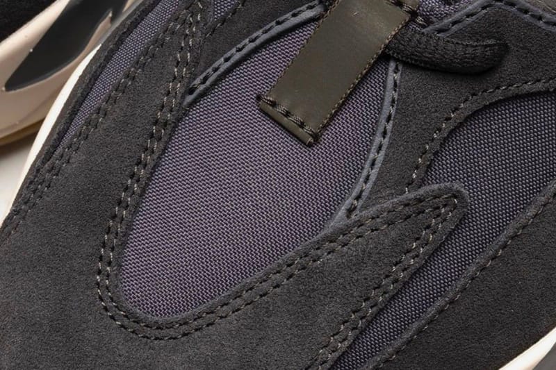 Adidas yeezy magnet klein top