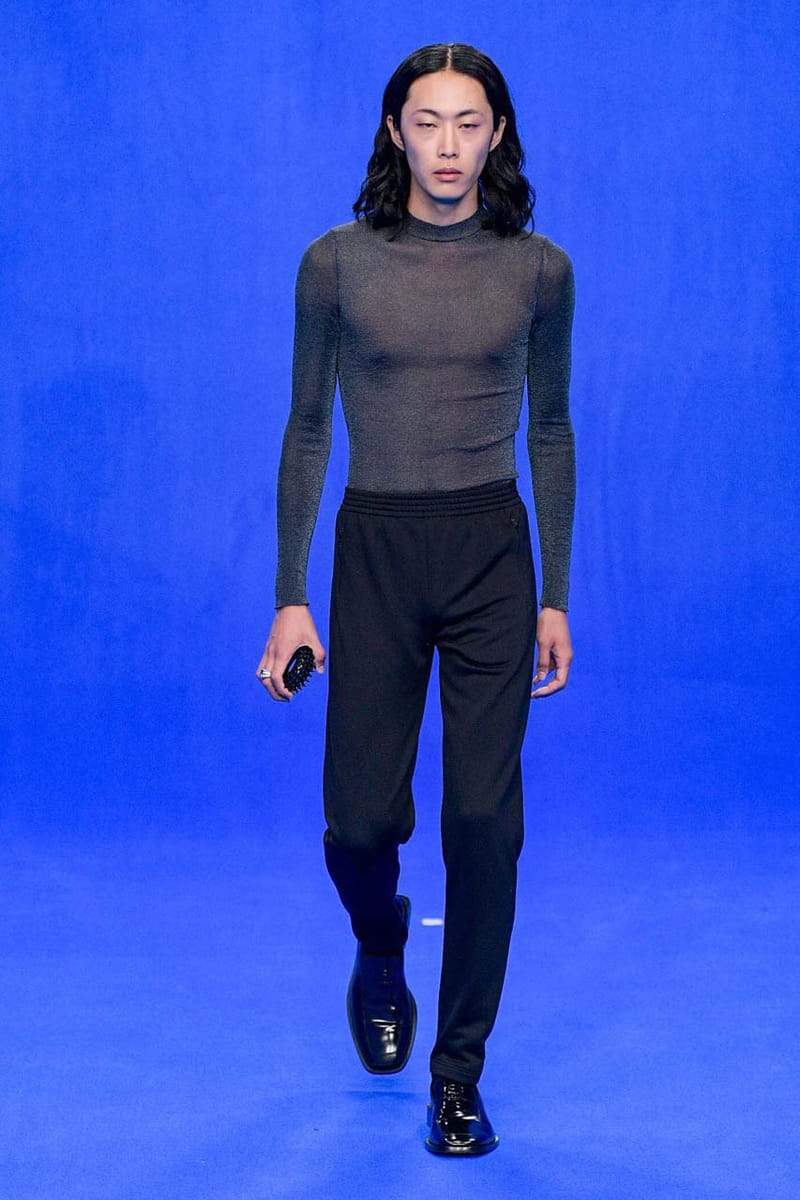 バレンシアガ バイ デムナ・ヴァザリア 2019 ストライプスウィングシャツ バレンシアガ バイ デムナ・ヴァザリア 2019 ストライプ