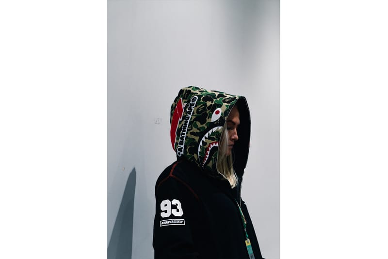 F1 日本GPの表彰台を BAPE®︎ がジャック | Hypebeast.JP