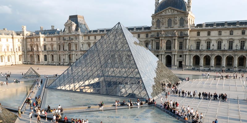 VOTRE LOUVRE あなたのルーヴル 朝日新聞