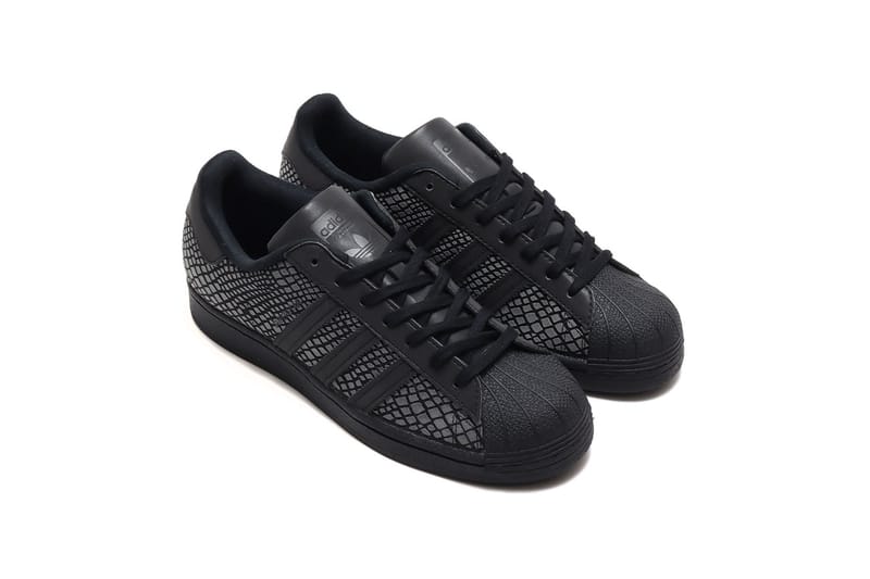 新品 adidas Superstar ハチ公 atmos別注 27.0 adidas Superstar 