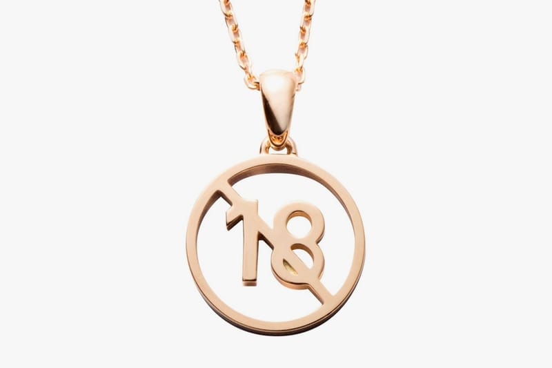 TTD 19460 【⭐︎ デンデ様⭐︎】【美品・数量限定】 テンガが1000万円の純金を使ったティッシュケースのプレゼントを