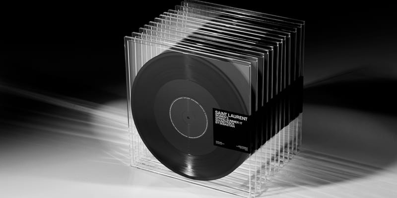 サンローランがショー音楽を収録した12枚のレコードセットをリリース