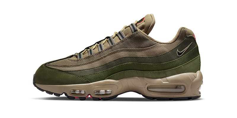 Air max 95 essential hotsell green abyss