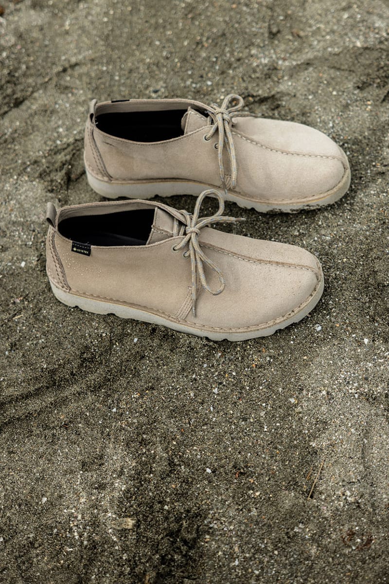 Clarks desert trek outlet sand suede