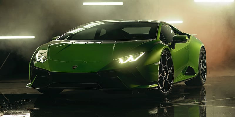 未開封LAMBORGHINI ランボルギーニ　マガジン　ISSUE 楽天市場】ランボルギーニ（本・雑誌・コミック）の通販