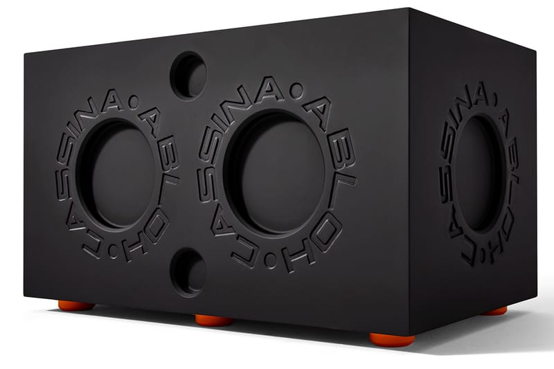 カッシーナからヴァージル・アブローの手掛けた家具コレクション