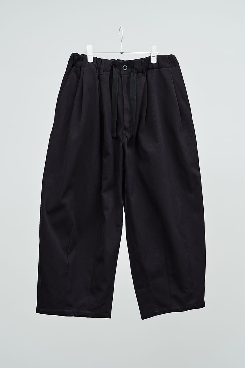 グラフペーパーとイズネスのコラボ第4弾がローンチ | Hypebeast.JP