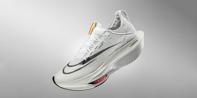 ファッションNIKE ZOOM ALPHAFLY NEXT％2 PROTO アルファフライ