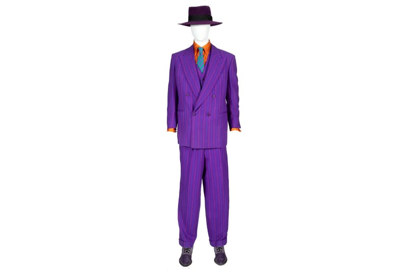 ジャック・ニコルソンがジョーカー役で着用した服がオークションに登場