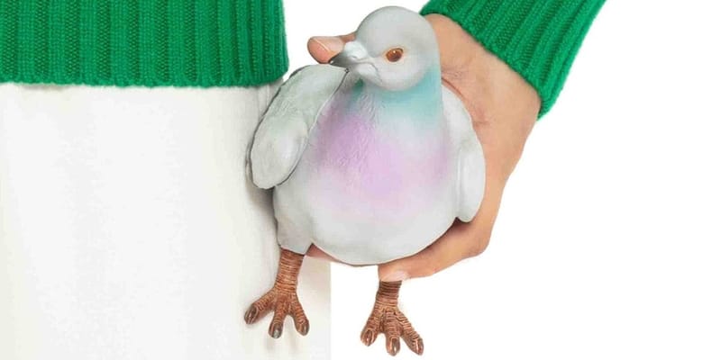 JWアンダーソンが幸福の象徴とされる“鳩”のクラッチバッグを発売 ...