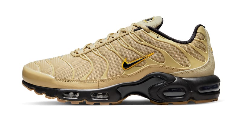 Nike air max gold on sale