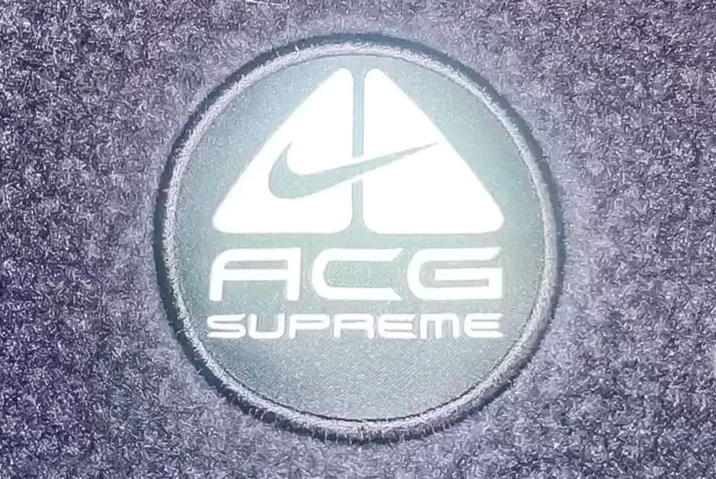 シュプリーム x ナイキ ACG のコラボレーションが発売との噂