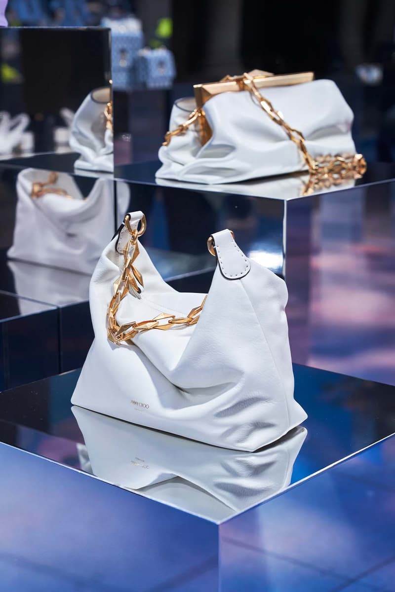 ジミー チュウ から2023年春コレクションがお目見え | Hypebeast.JP ジミー チュウ から2023年春コレクションがお目見え | Hypebeast.JP