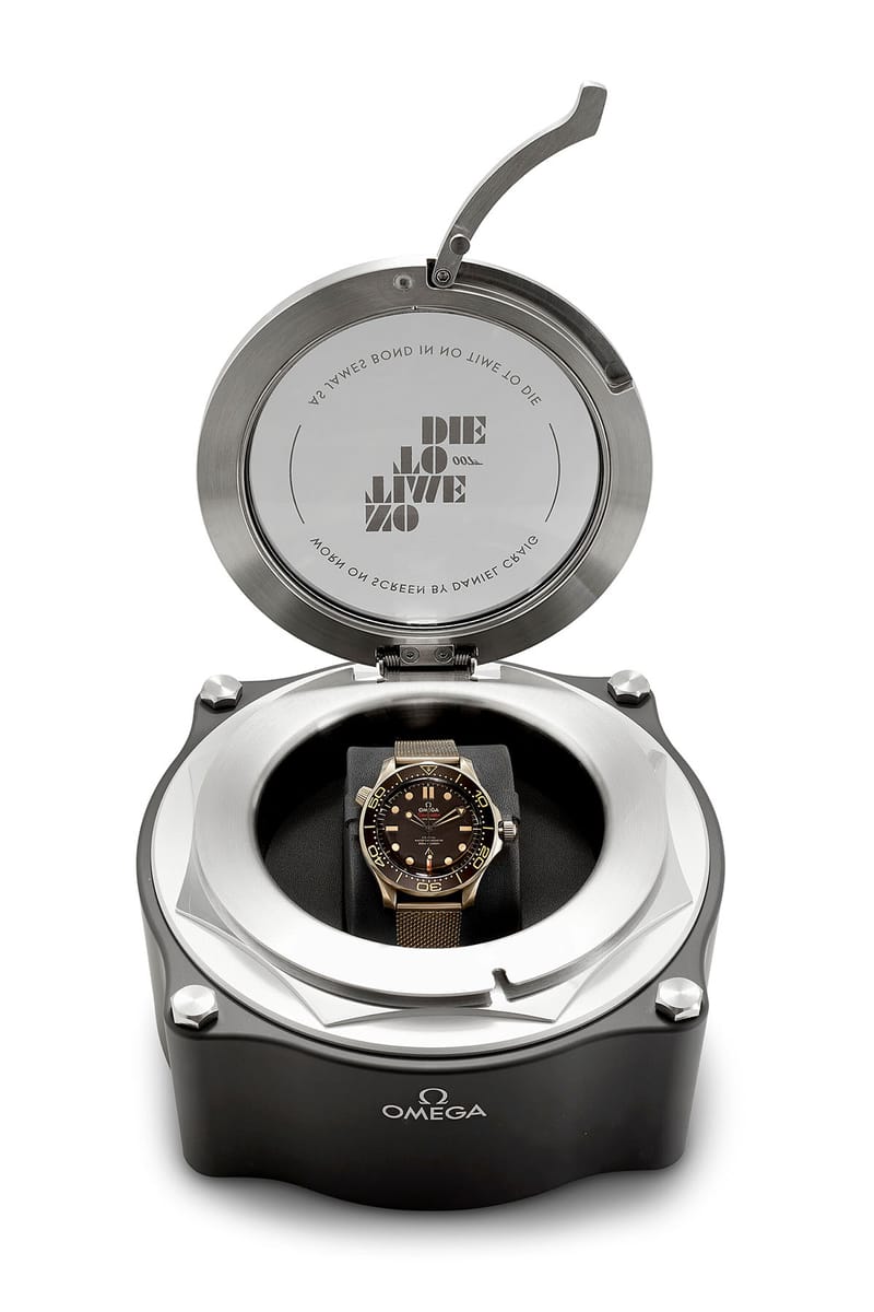 007でダニエル・クレイグ着用のオメガ時計が約3,535万円で落札 