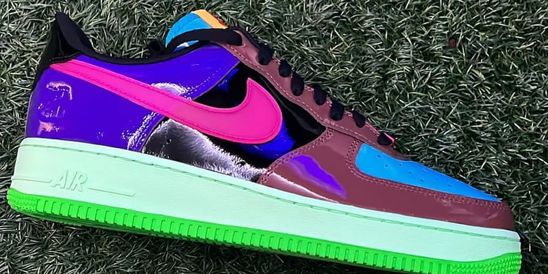 Travis Scott が UNDEFEATED x Nike の新作コラボ Air Force 1 を 