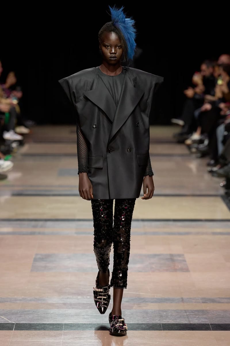 Junya Watanabe ブラック春夏 ジュンヤワタナベ 2023年春夏コレクション | Hypebeast.JP